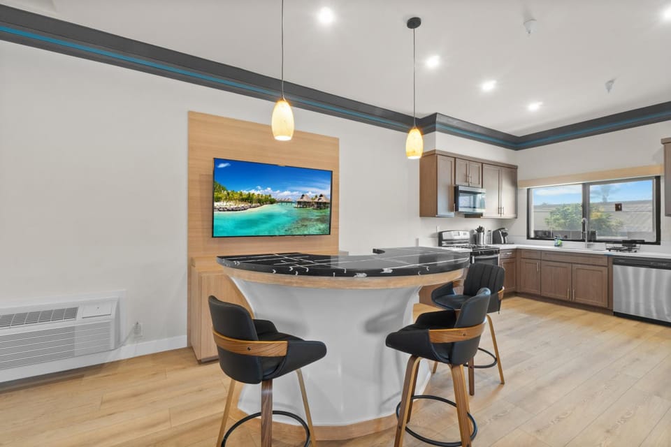 Aspire Inn Studios & Spas Hotel in Bellflower