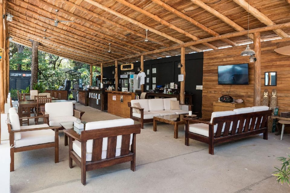 Ride On Beach House Hotel in Guanacaste Province