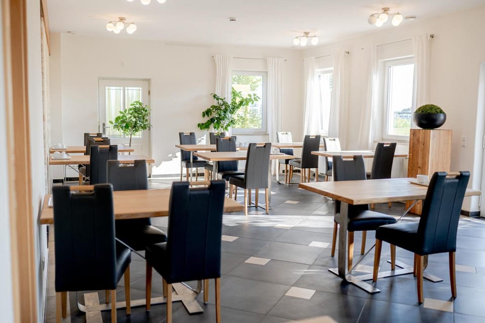 Hotel Donau-Ries & Restaurante Delphi Hotel in Bavaria
