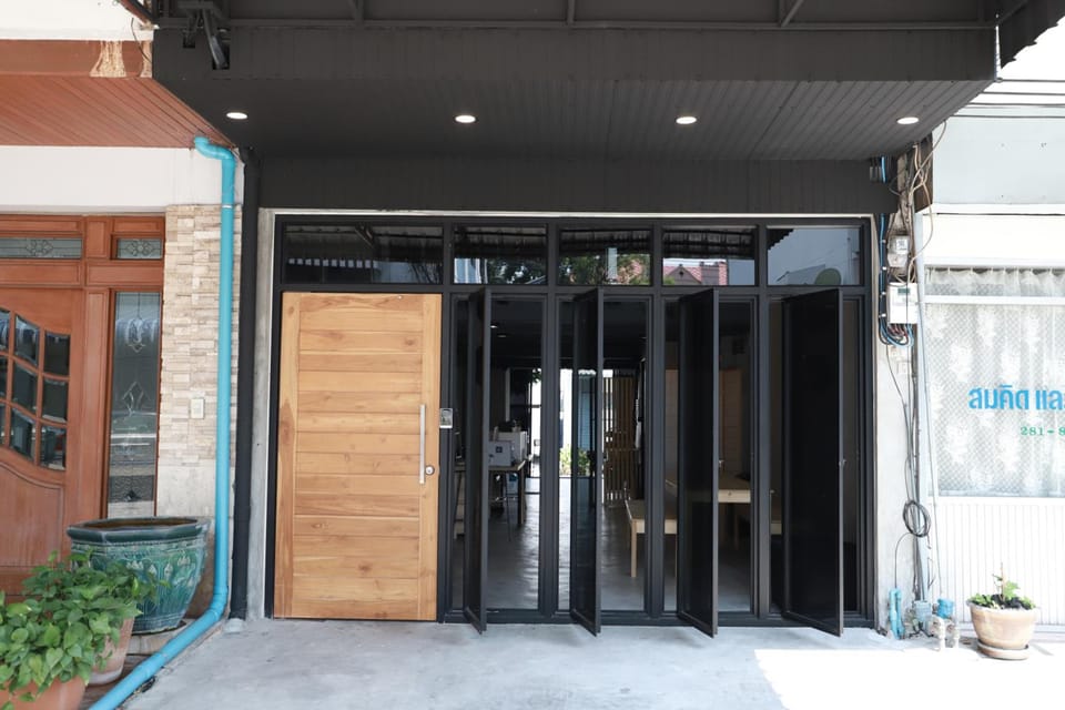 The Cube Hostel Khaosan Hostel in Bangkok
