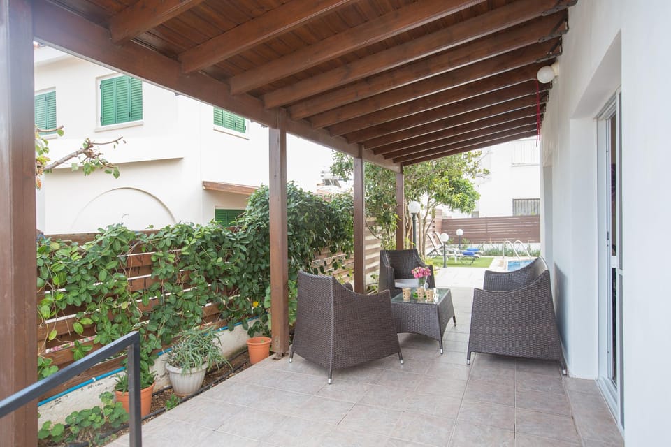 Protaras Holiday Villa Ds54 3 Bedroom Villa in the center Resort in Protaras