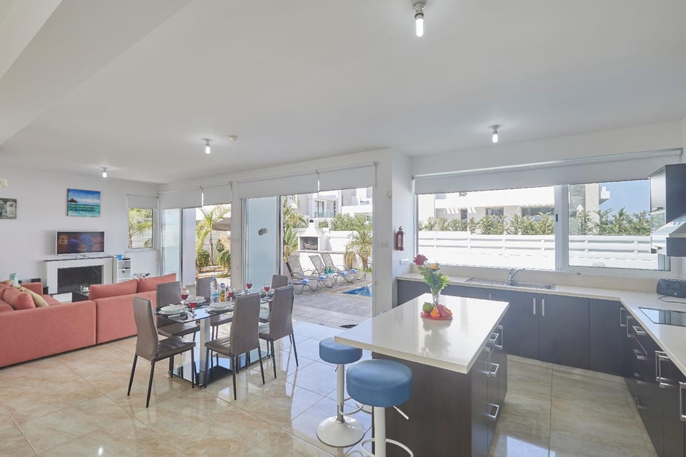 Protaras Pearl Villa Pe18 Resort in Paralimni