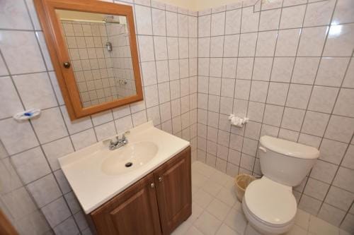 Harada Inn and Suites Hotel in Hopkins