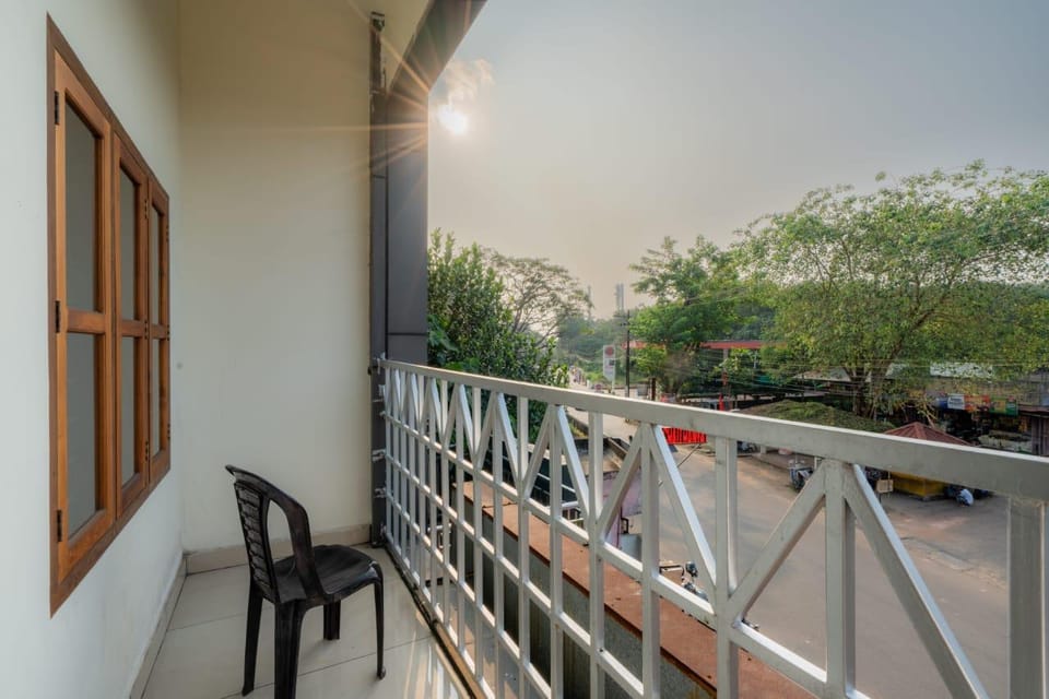 Chaithanya Residency Near Infopark Kochi Hotel in Kochi