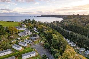 The Escape - Luxury Pod, Close to Beach Hotel in Amroth