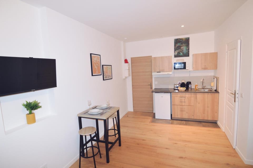 Studios Lsquare Residence AFPA Hotel in Centre-Val de Loire