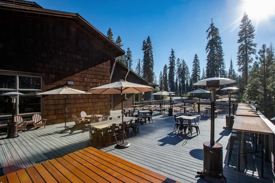 Wuksachi Lodge Hotel in Sequoia National Park