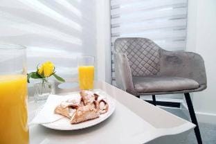 Dray Court - Luxury 2 Bedroom Apartment Hotel in Cardiff