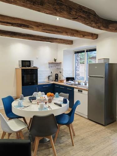 A La Memoire de Merlin " Gite La Table Ronde " Hotel in Brittany