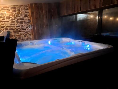A La Memoire de Merlin " Gite La Table Ronde " Hotel in Brittany