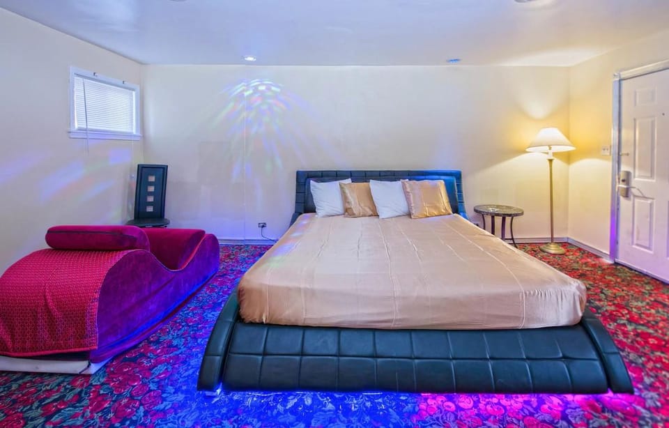 Presidential Inn & Suites Hotel in Indiana