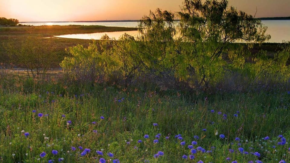 Bass Inn - Choke Canyon National Park Hotel in Rio Grande