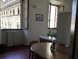 Bargello Apartment in Firenze Hotel in Florence