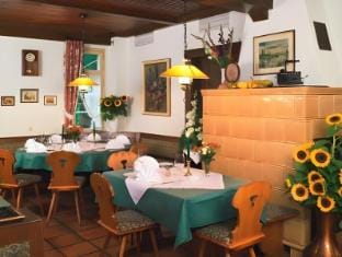 Gastehaus Moser Hotel in Weil am Rhein