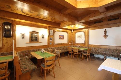 Hotel-Dorfler Garni Hotel in Hesse