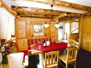 Familienhotel Petschnighof Hotel in Carinthia, Austria