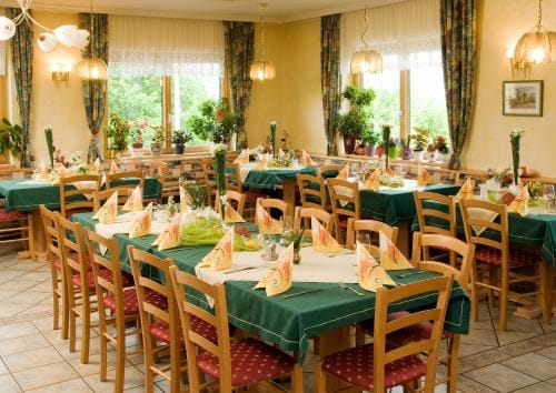 Hotel Gasthof zur Linde Hotel in Carinthia, Austria