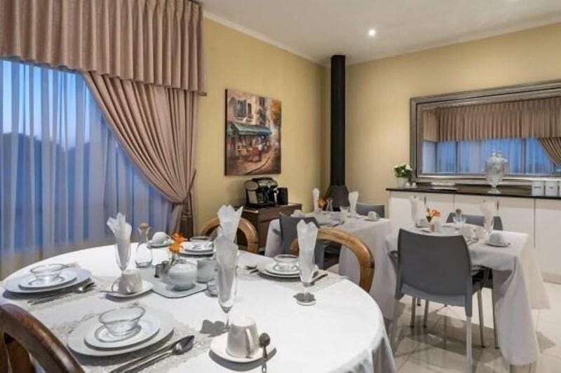 Auriol's Guest House Hotel in Cape Town