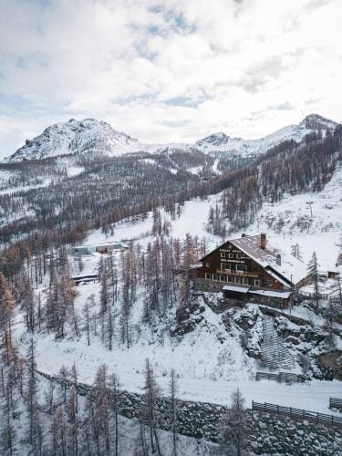 Le Refuge du Grand Hotel - Altitude 1900 m Hotel in Saint-Chaffrey
