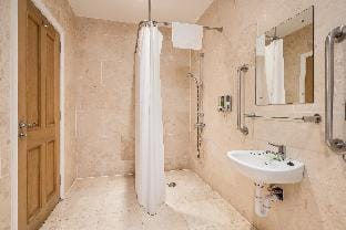 Central Belfast Apartments: Harpers Hotel in Belfast