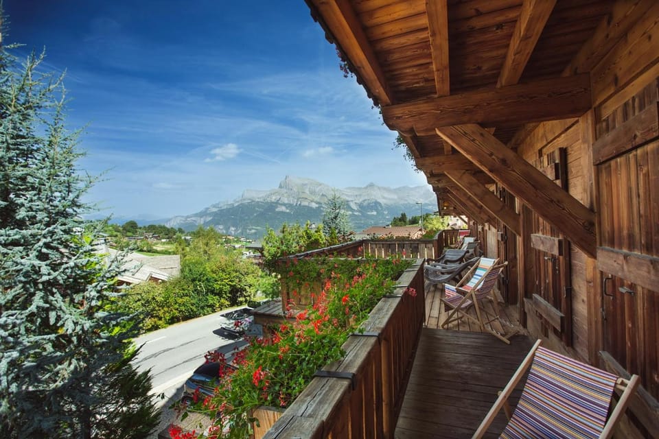 Magic Megeve Bois Hotel in Combloux