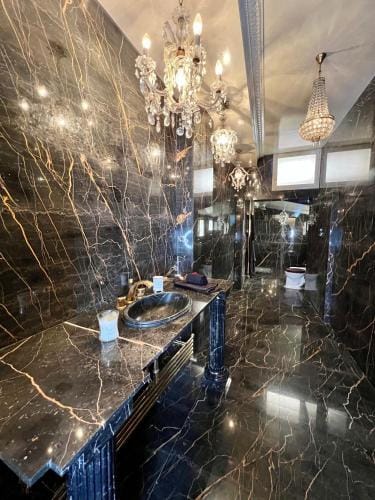 Castiglione 27 Luxury Suite Hotel in Bologna