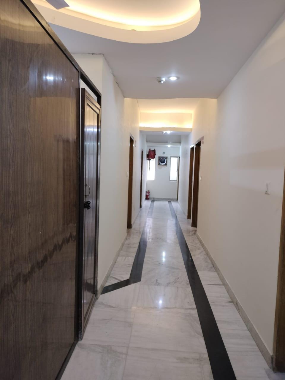 Crown continental  Hotel in Delhi