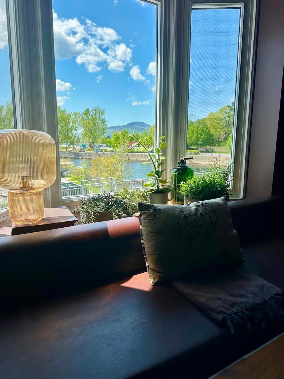 Auberge des Cantons Hotel in Magog