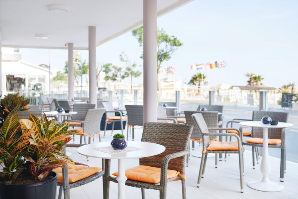 Hotel Holiday Beach Hotel in Emilia-Romagna