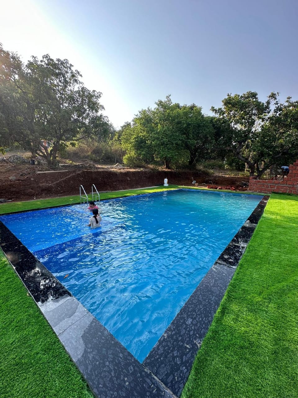Swimming pool