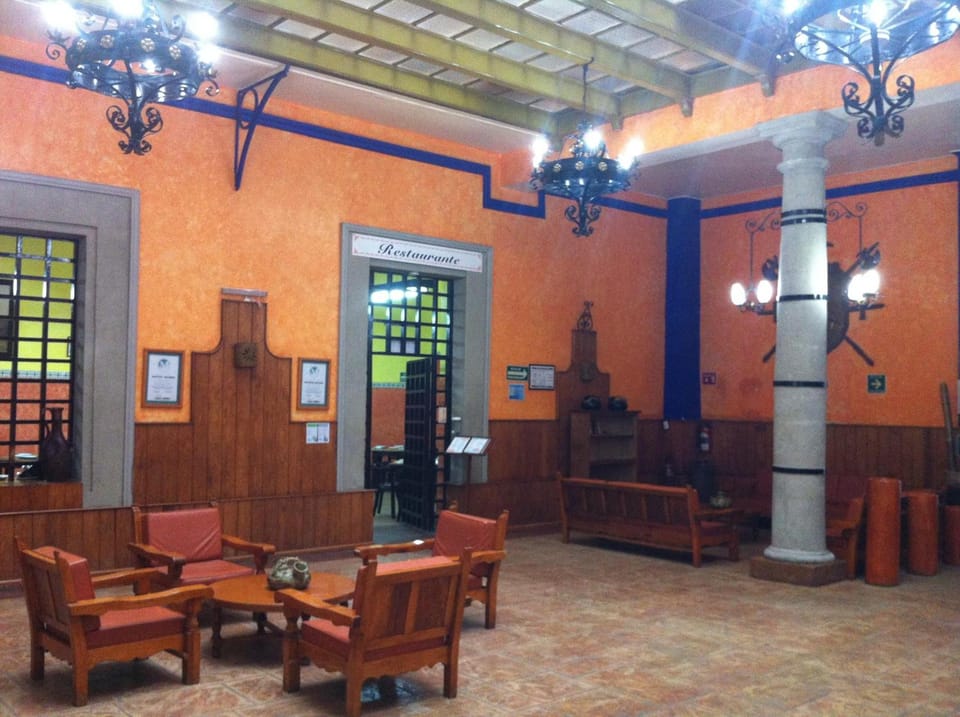 Bar/lounge