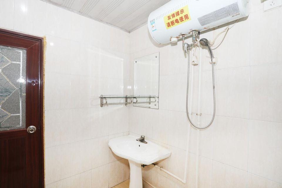 Changshu Jingting Business Hotel Hotel in Shanghai