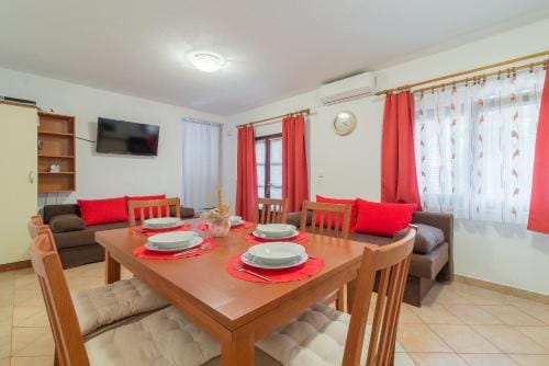 Apartments Puskaric Hotel in Zadar County