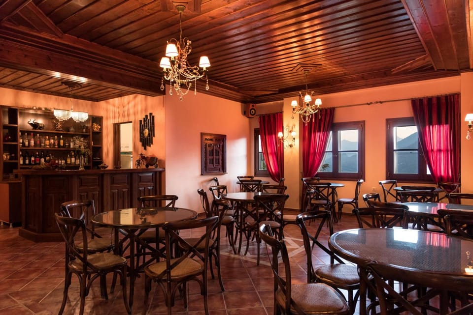 Hotel Kroupi Hotel in Peloponnese, Western Greece and the Ionian