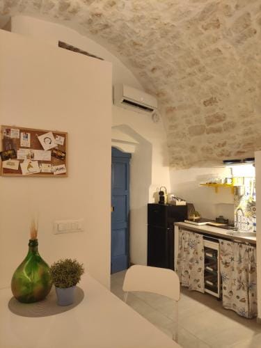 The doors, Apulia, Ostuni Hotel in Ostuni
