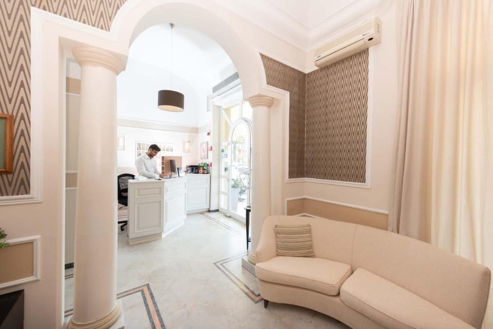 Hotel La Pace Hotel in Viareggio