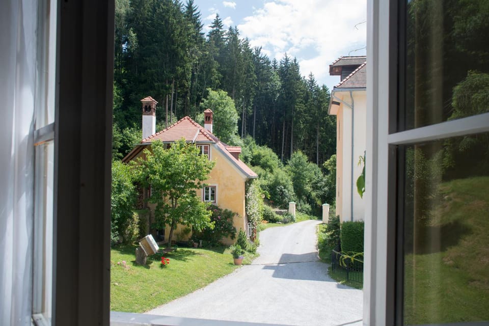 Hotel Landsitz Pichlschloss Hotel in Carinthia, Austria