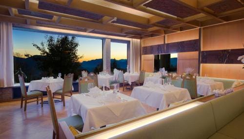 Hotel Latemar Hotel in Trentino-South Tyrol