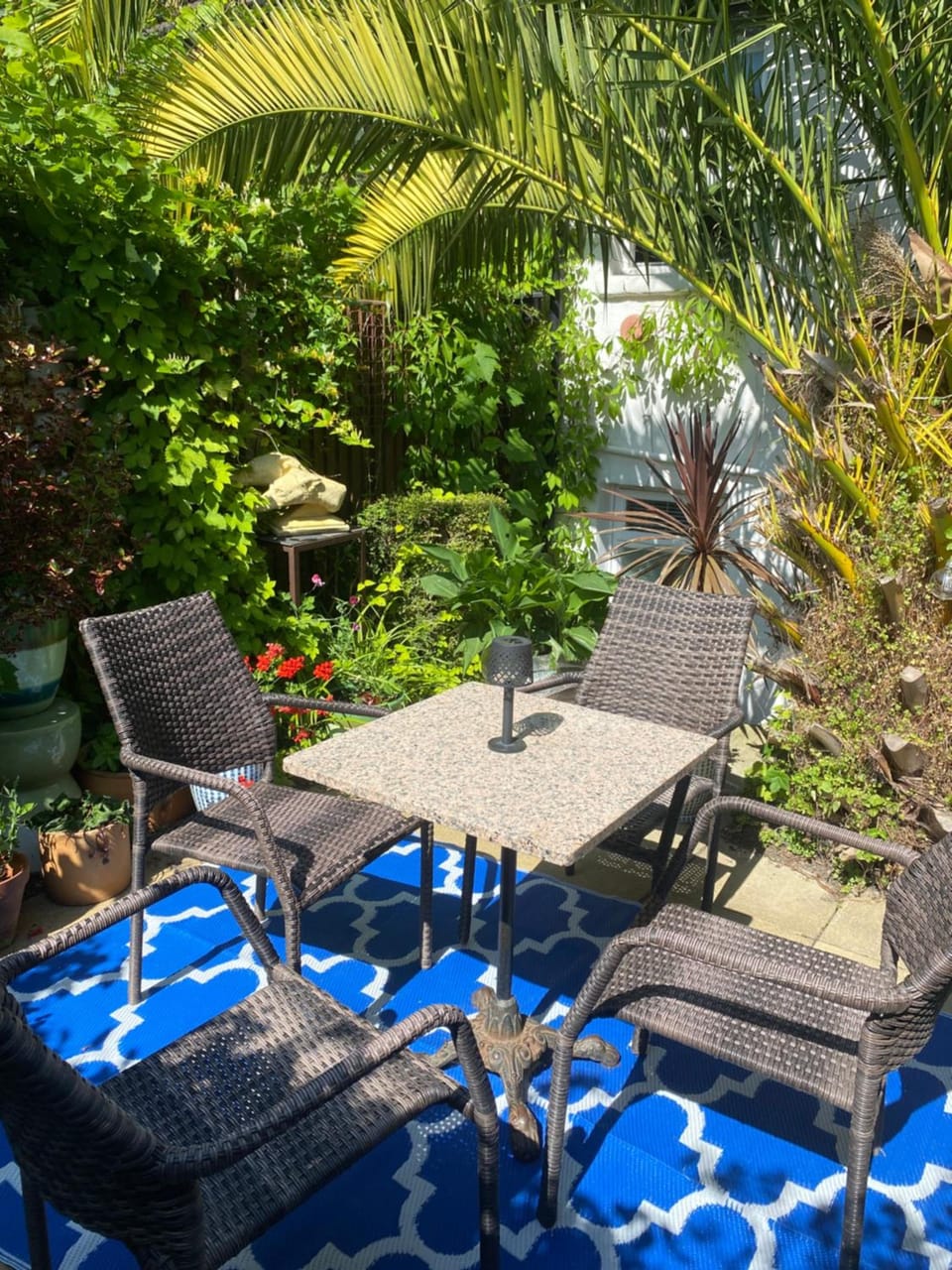 Lovely Private Accommodation with own Garden Apartment hotel in Folkestone
