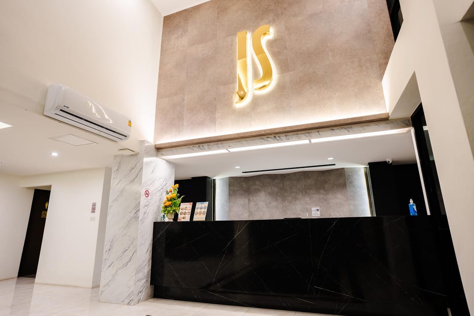 JS Hotel Hotel in Thailand