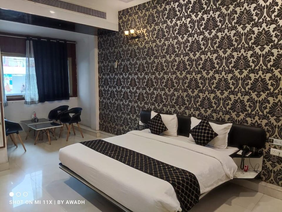 HOTEL THE HILLS  Hotel in India