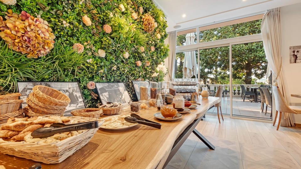 Hotel Les Tourelles Hotel in Sainte-Maxime