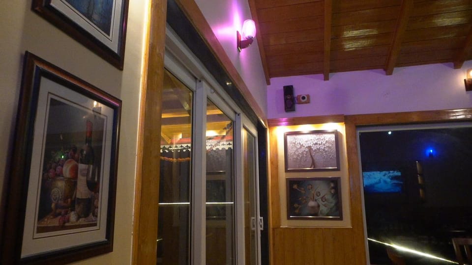 The White Mountaina Hotel in Uttarakhand