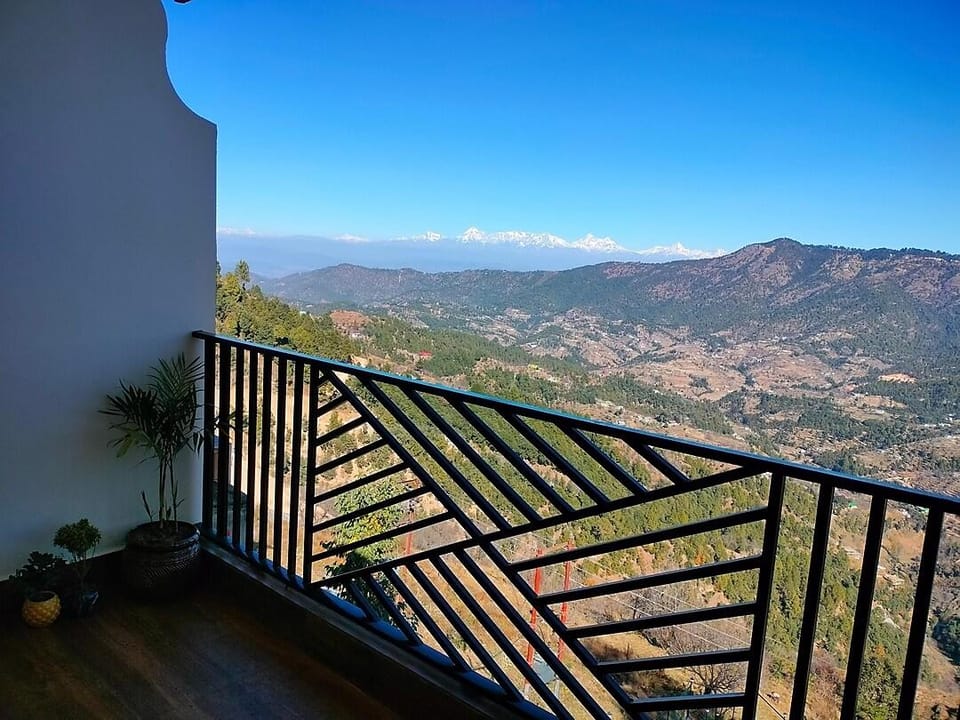 The White Mountaina Hotel in Uttarakhand