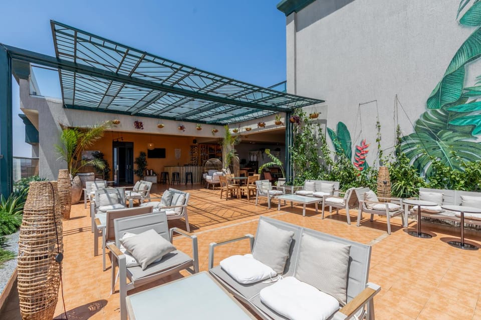 Bar/lounge