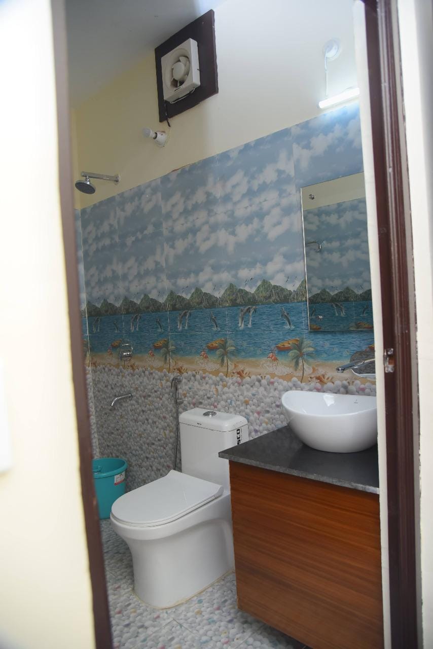 Hotel Lake Paradise Inn Hotel in Uttarakhand
