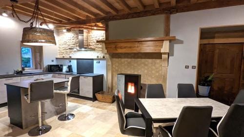 La Ferme du Chateau Hotel in Bourgogne-Franche-Comté