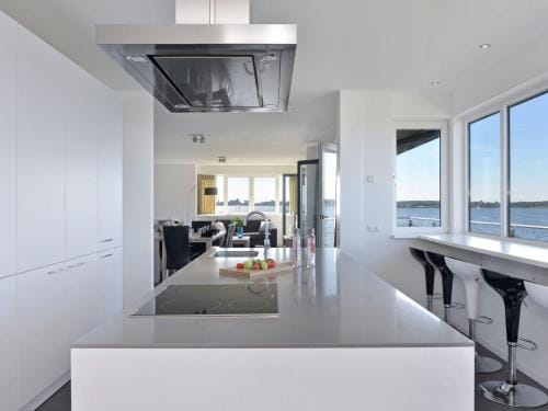 Modern Escape by the Marina Hotel in Kamperland