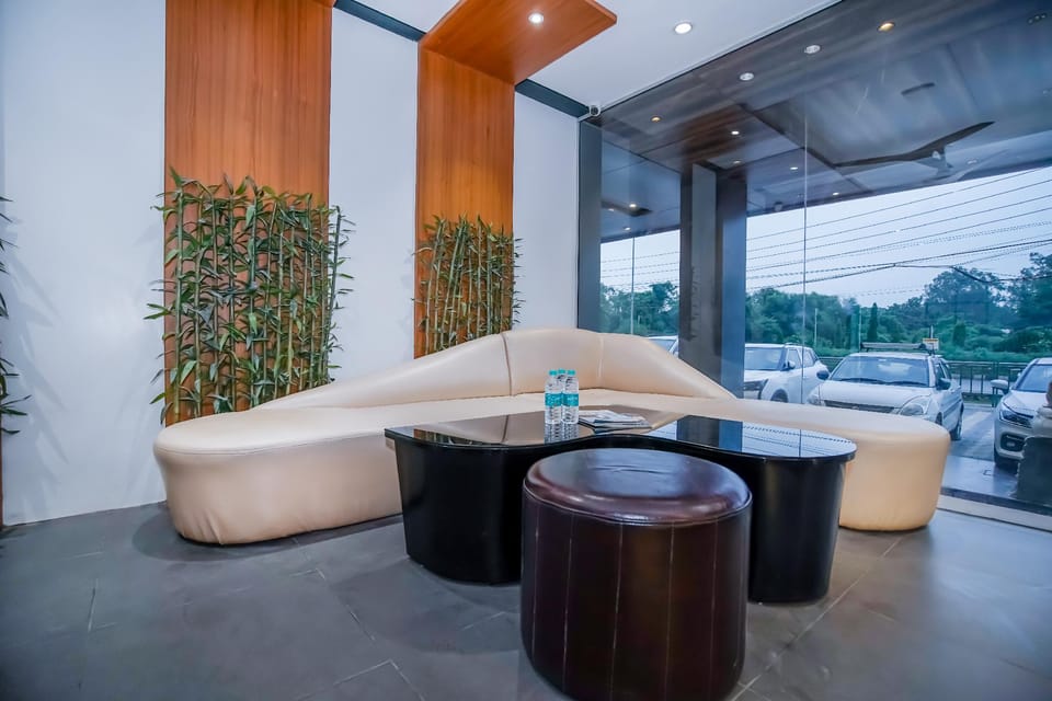 Hotel AKC Zirakpur - Boutique Premium Rooms Hotel in Punjab, India