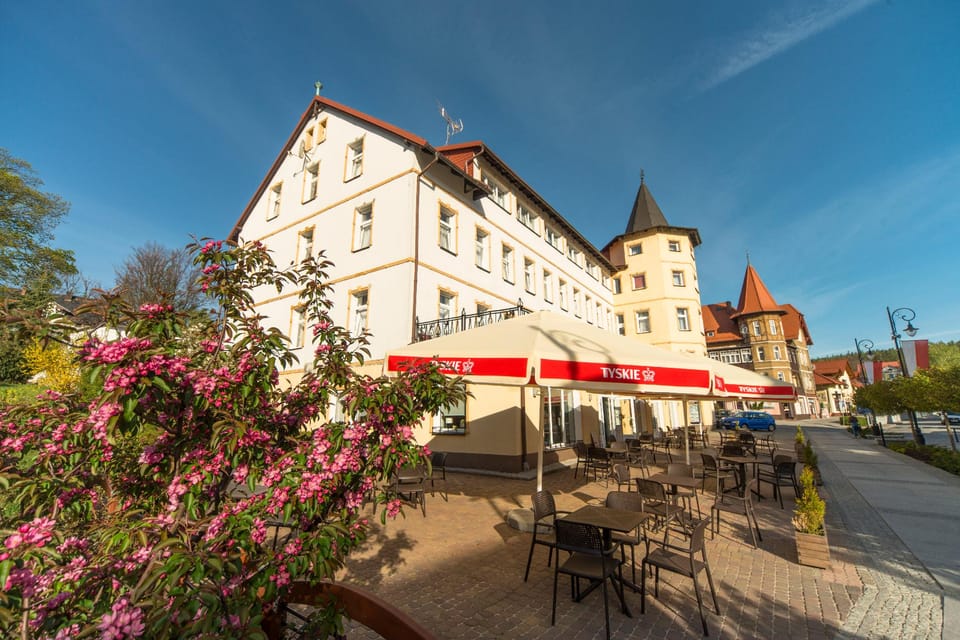 MAGNOLIA  Hotel in Lower Silesian Voivodeship